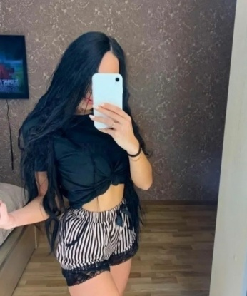 Совершенно реальные фото! Я умелая в сексе, умею доставлять и получать удовольствие. Приглашу вас в мир незабываемых ощущений. Горячий секс, массаж, фетиш, ролевые игры - всё, что вам захочется. У меня уютная квартира в центре Москвы. Люблю экспериментировать и исполнять самые сокровенные фантазии. Звони или пиши, и мы встретимся в моей уютной личной обстановке. Вы останетесь довольны и захотите повторить.🔥🔞 Каролина